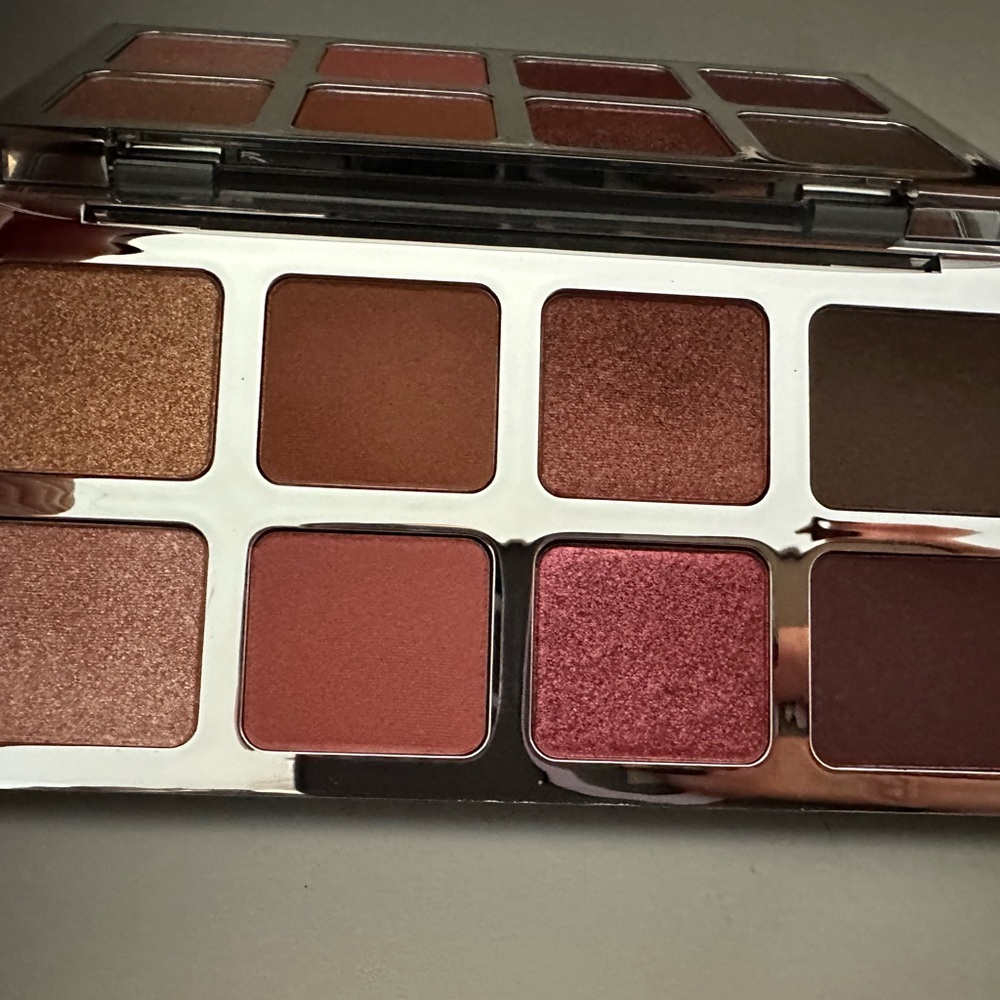 IL MAKIAGE - 8 colour palette - Boss master